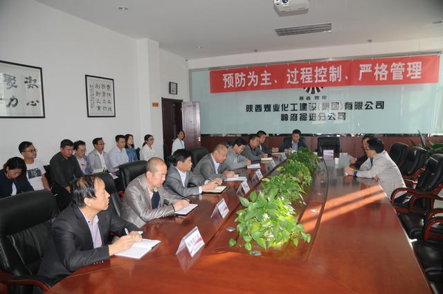 建設集團副總經(jīng)理王明智蒞臨掘進公司振精神指方向