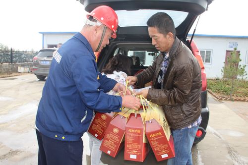 關(guān)懷送一線 鼓士氣 增干勁