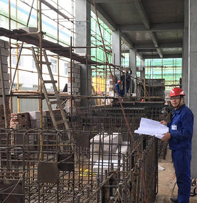 勤奮托追求   實干耀青春