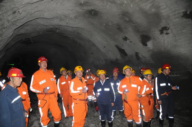 對標(biāo)先進(jìn)找不足 學(xué)習(xí)標(biāo)桿促提升