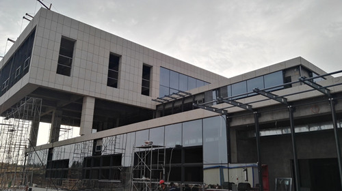 天工公司土建十七部小保當(dāng)一號食堂項(xiàng)目建設(shè)初見成效