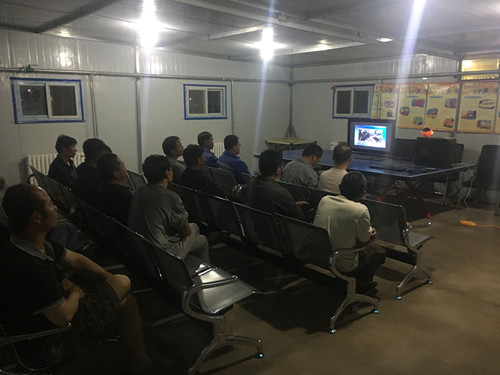 冬季施工鏖戰(zhàn)急，防寒措施保安全