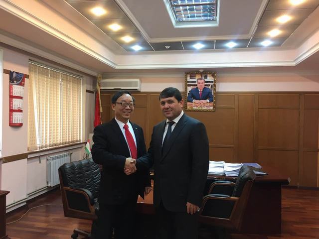 中亞公司與塔吉克斯坦電力總公司對接洽談合作事宜