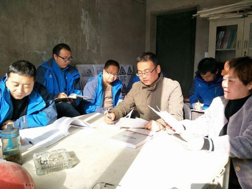 銅煤公司第四項(xiàng)目部積極開展《安全生產(chǎn)法》宣傳周活動