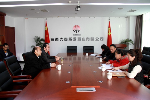 建設(shè)集團副總經(jīng)理劉合理與陜西國實投資公司進行地產(chǎn)項目洽談