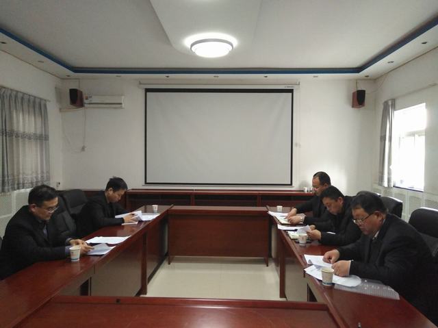 設(shè)備租賃中心召開(kāi)2017年度領(lǐng)導(dǎo)班子專題民主生活會(huì)