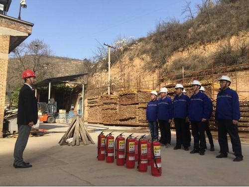 銅煤公司基層單位開展消防應急演練助力春季安全生產(chǎn)