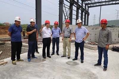 龍鋼集團(tuán)董事長(zhǎng)唐鑫一行到陜煤建設(shè)漢中公司視察項(xiàng)目