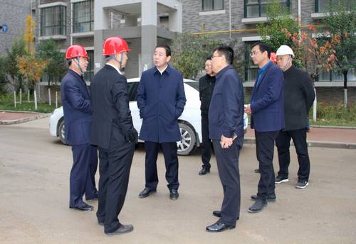銅川市副市長高毅蒞臨銅煤1#、2#小區(qū)現場調研檢查供暖準備工作