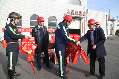 陜煤建設機電安裝公司：除夕，我和你一起在施工現(xiàn)場