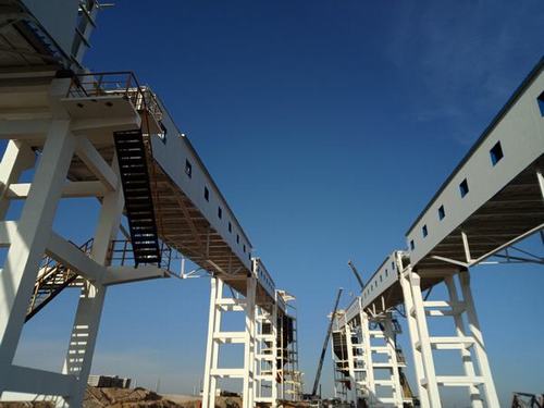 陜煤建設澄合分公司“土安”聯(lián)手見證小保當火車裝車末煤系統(tǒng)首次出煤