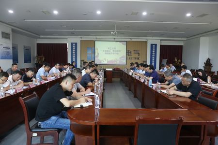 陜煤建設(shè)天工公司召開(kāi)“不忘初心  牢記使命”主題教育兩級(jí)班子學(xué)習(xí)暨“四優(yōu)”黨員表彰會(huì)