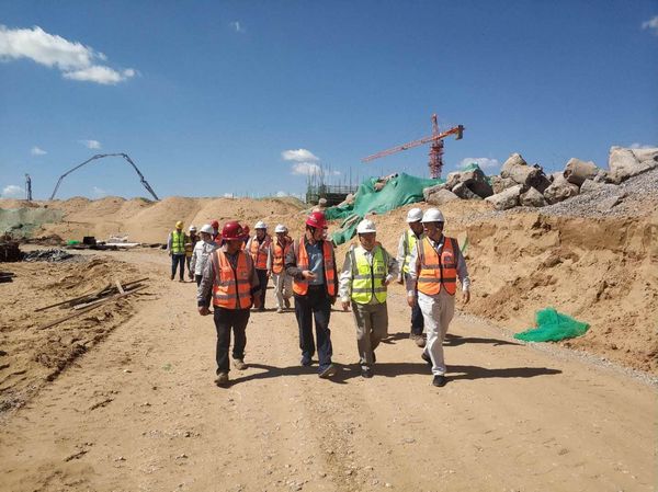 榆林化學領(lǐng)導(dǎo)紀國強一行深入煤儲運裝置項目檢查指導(dǎo)工作