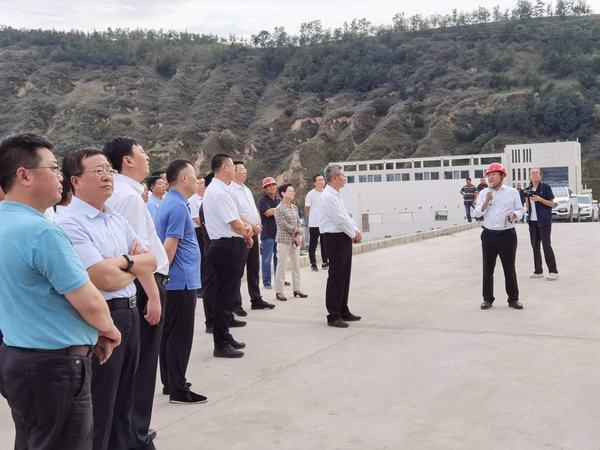 延安市委書記徐新榮再赴陜煤建設(shè)礦建二公司車村項目部調(diào)研