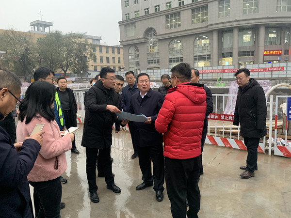 咸陽市副市長王靖一行蒞臨咸陽市城市停車場(chǎng)BOT項(xiàng)目調(diào)研