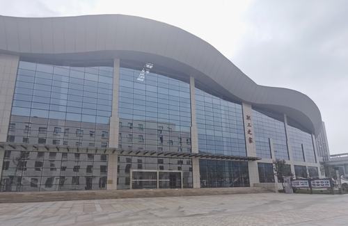 陜煤建設(shè)銅煤公司承建的麟游園子溝礦井及選煤廠文體活動(dòng)中心榮獲“太陽(yáng)杯”工程