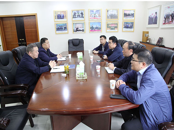 中國中鐵七局集團(tuán)有限公司陜西指揮部領(lǐng)導(dǎo)一行到陜煤建設(shè)座談交流