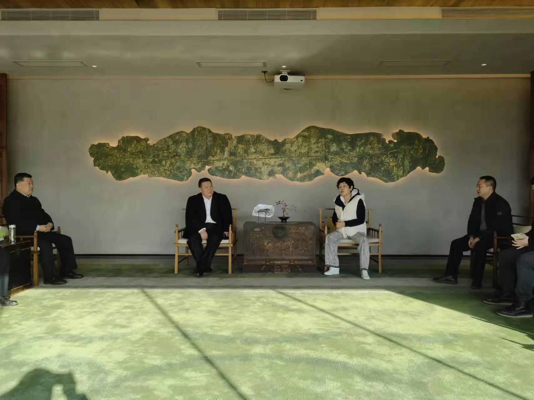 寧興剛、王寧到天朗控股集團(tuán)開展合作交流