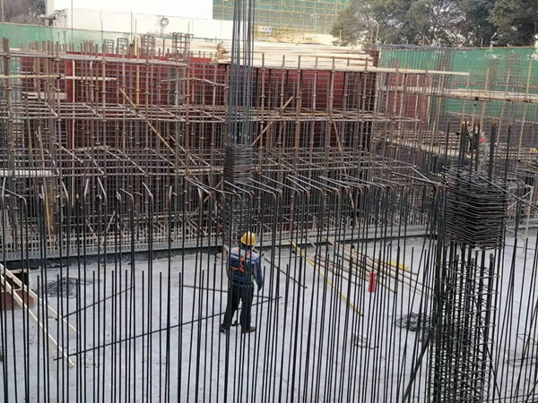 陜煤建設(shè)機(jī)電安裝公司渭化項(xiàng)目部戰(zhàn)“疫”?！爱a(chǎn)”在行動(dòng)