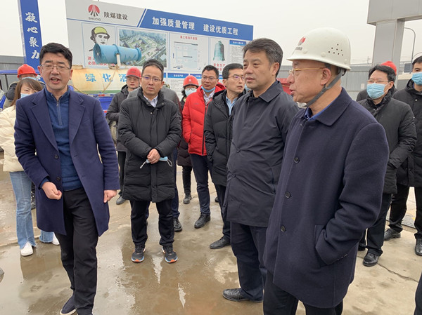西咸新區(qū)灃西新城黨委書記、管委會主任劉宇斌一行蒞臨灃西新城第五學(xué)校項目調(diào)研指導(dǎo)工作
