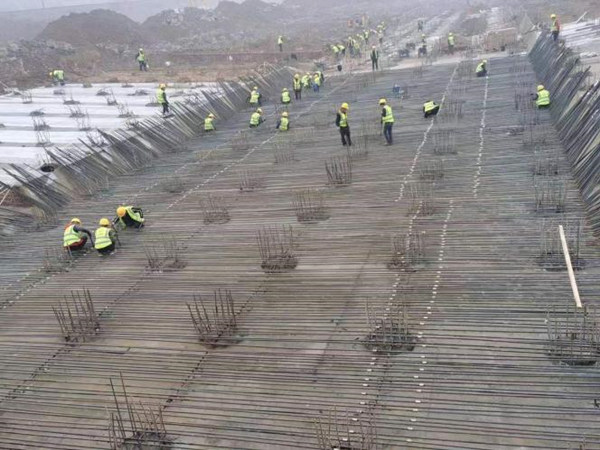 陜煤建設(shè)漢中分公司抓重點、克難點、保節(jié)點，全面掀起施工建設(shè)新高潮