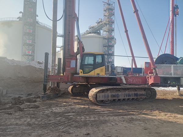 陜煤建設(shè)銅煤公司基層項(xiàng)目部寒冬不打烊，施工建設(shè)大干正酣