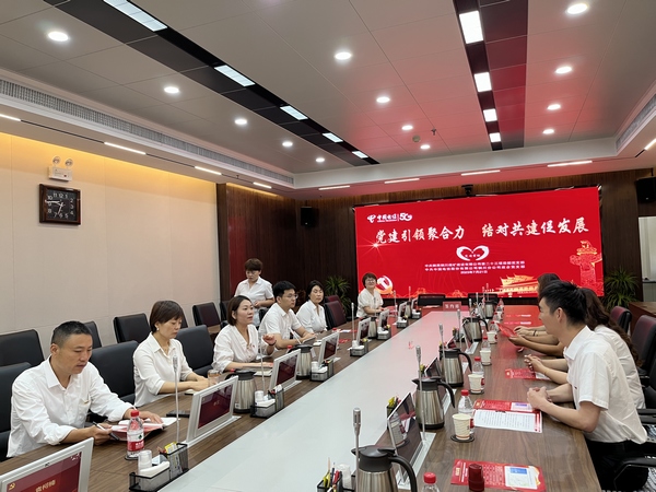 陜煤建設(shè)銅煤公司基層黨支部開展黨建聯(lián)建活動