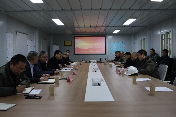 陜煤集團(tuán)副總經(jīng)理宋召軍到建設(shè)集團(tuán)承建項目開展節(jié)前安全督導(dǎo)檢查