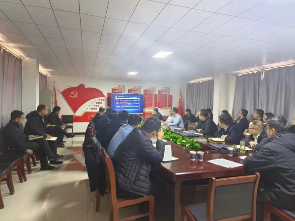 陜煤建設(shè)煤礦運(yùn)營服務(wù)分公司：緊盯節(jié)日病 從嚴(yán)糾四風(fēng)