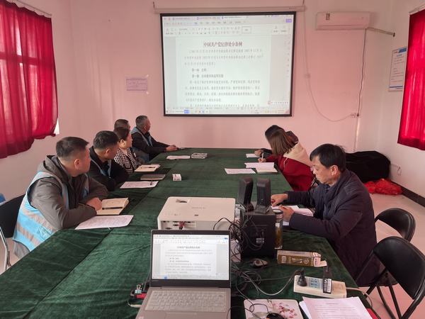 陜煤建設(shè)澄合分公司第十五項(xiàng)目部“學(xué)講談”推動黨紀(jì)學(xué)習(xí)教育入腦入心