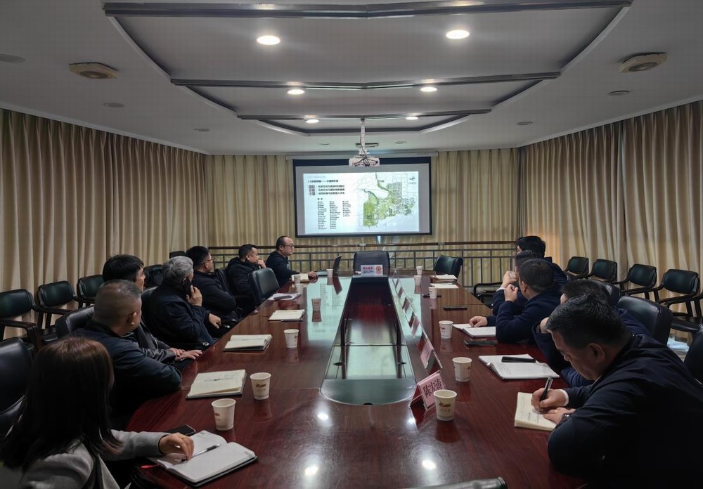 趙敬凱一行赴臨潼旅游商貿(mào)開發(fā)區(qū)管理委員會(huì)考察項(xiàng)目