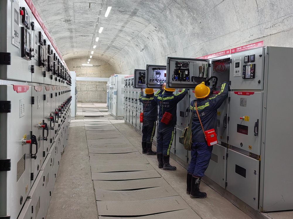 陜煤建設(shè)機(jī)電安裝公司酒鋼項(xiàng)目部：電氣安裝圓滿(mǎn)收官，安全質(zhì)量鑄就口碑