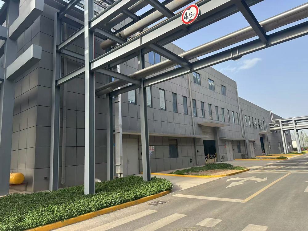 陜煤建設渭南分公司承建的陜煤研究院涇河新能源產(chǎn)業(yè)基地 （一期）二標段公用站房工程通過竣工驗收