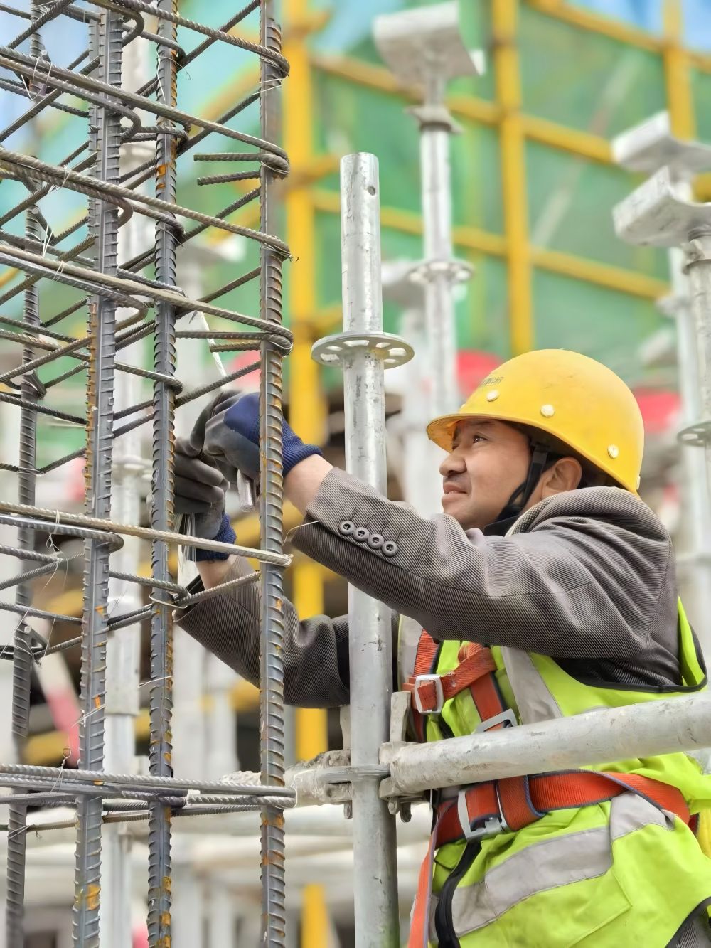 陜煤建設天工公司土建第九項目部：春風勁吹施工忙，李家溝風井項目加速前行