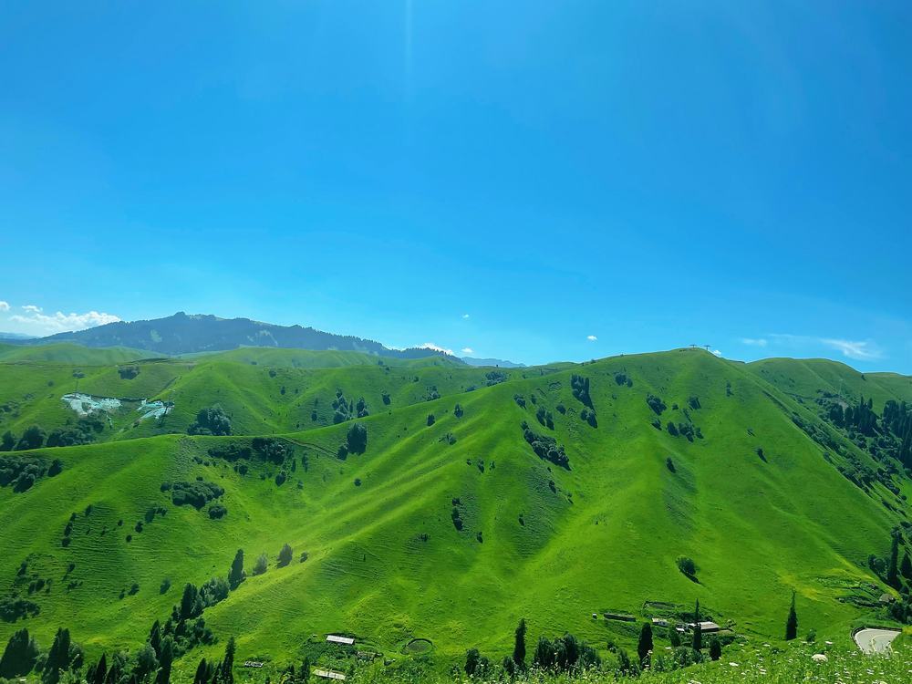 伊寧夏韻：工地之外的詩(shī)與遠(yuǎn)方