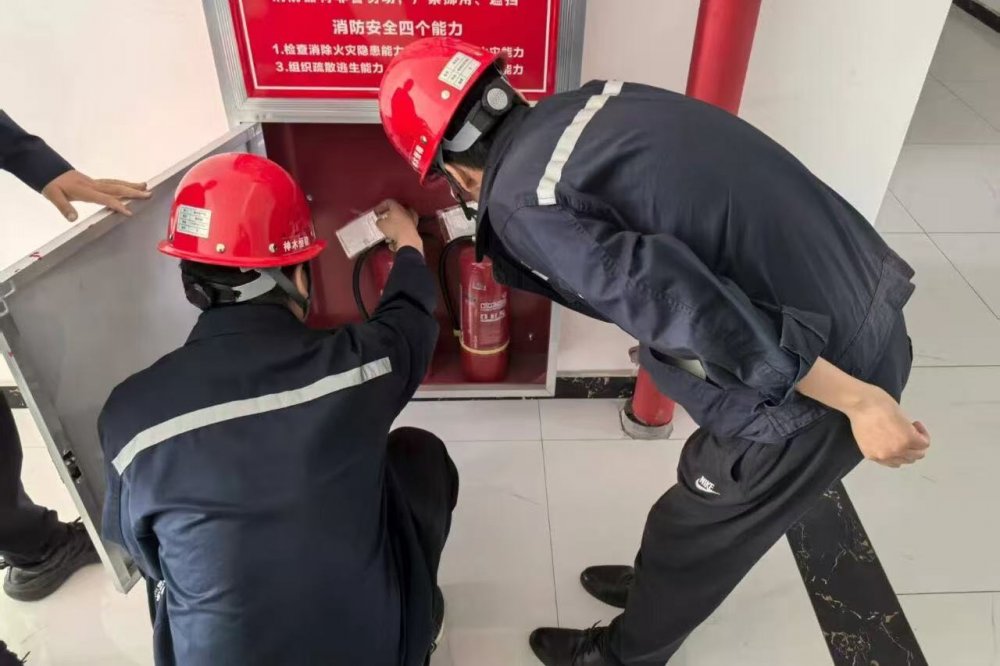 陜煤建設(shè)機(jī)電安裝涼水井項(xiàng)目部：踐行“甲方思維”戰(zhàn)略 筑牢“百日安全”根基