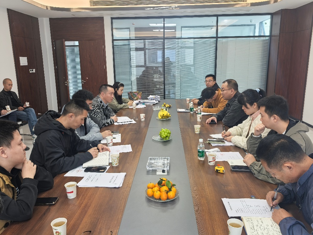 陜煤建設(shè)漢中分公司承建的自貢龐源智能塔機(jī)制造項目順利通過竣工驗收