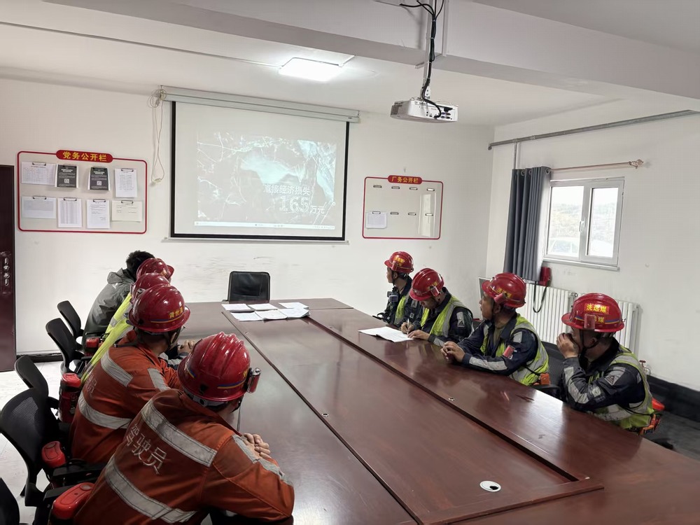 陜煤建設(shè)洗選煤運(yùn)營公司第五項目部： 打出“組合拳” 把穩(wěn)“安全舵”