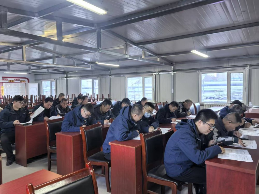 嚴督實查鑄堡壘 比學趕超譜新篇