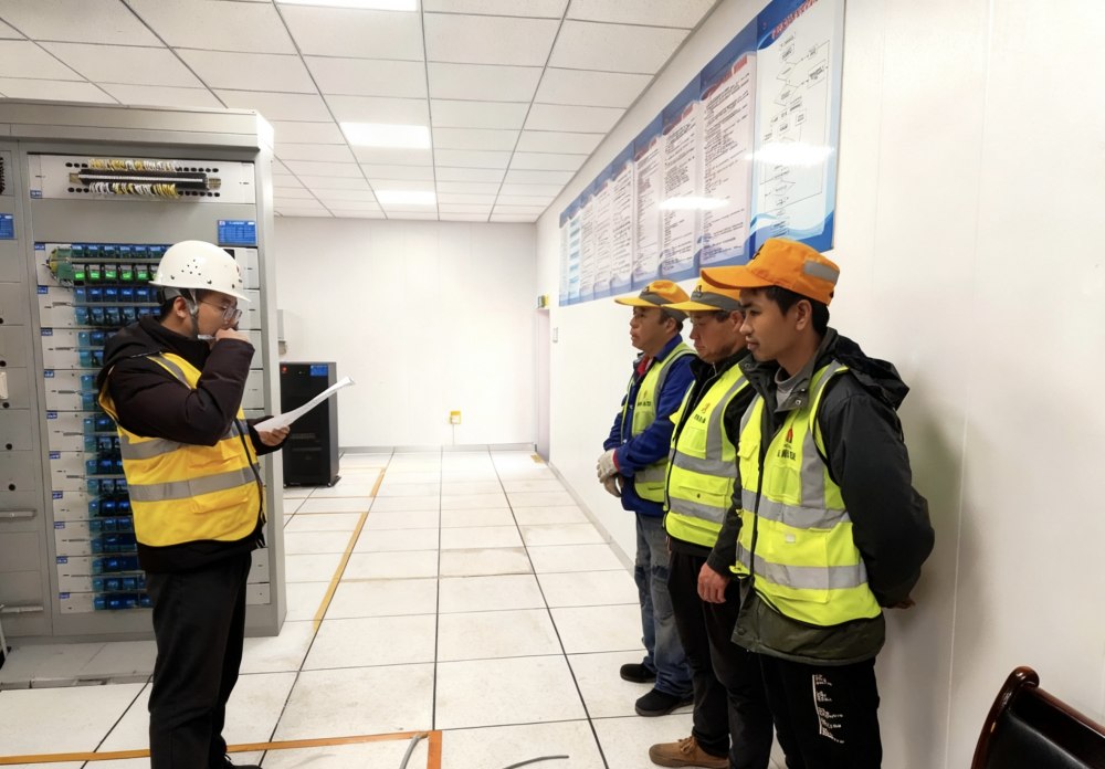 陜煤建設路橋分公司黃陵項目部以“干學結合”筑牢安全生產(chǎn)防線