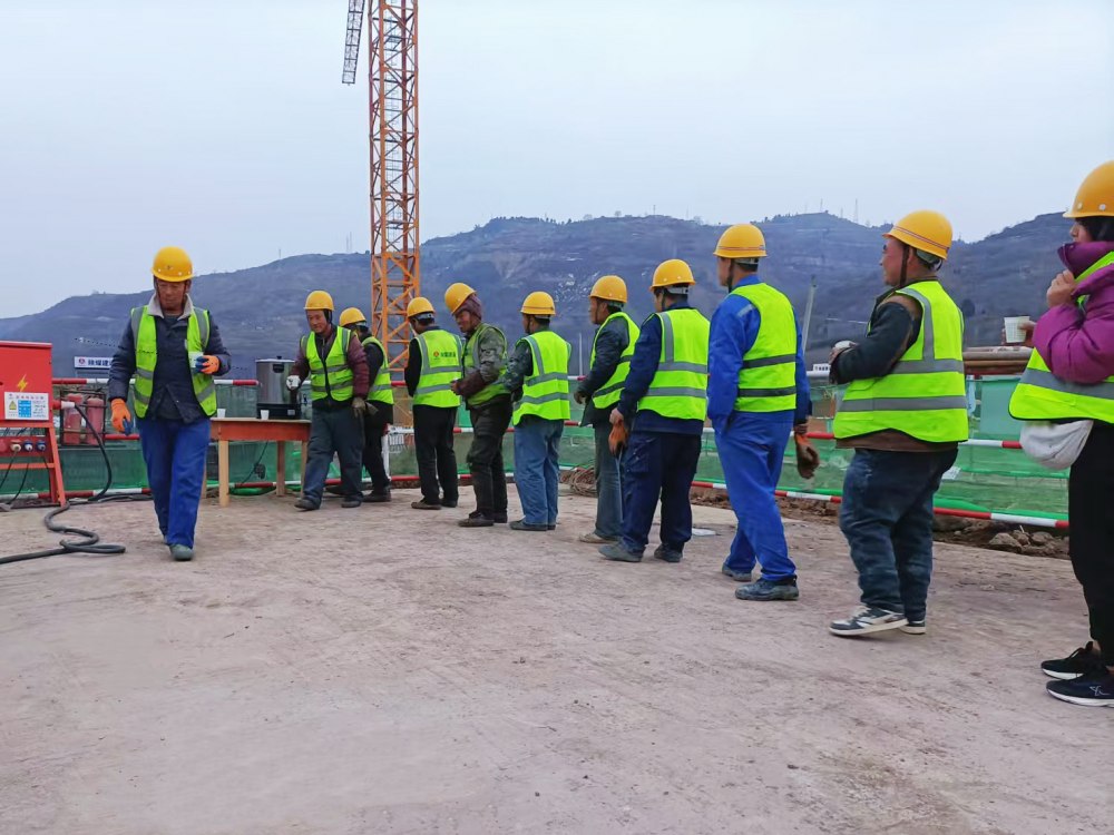 陜煤建設(shè)韓城分公司土建六項(xiàng)目部：跑好新春“第一棒”，韓城北站物流集運(yùn)中心項(xiàng)目樁基礎(chǔ)建設(shè)階段性工程圓滿完成