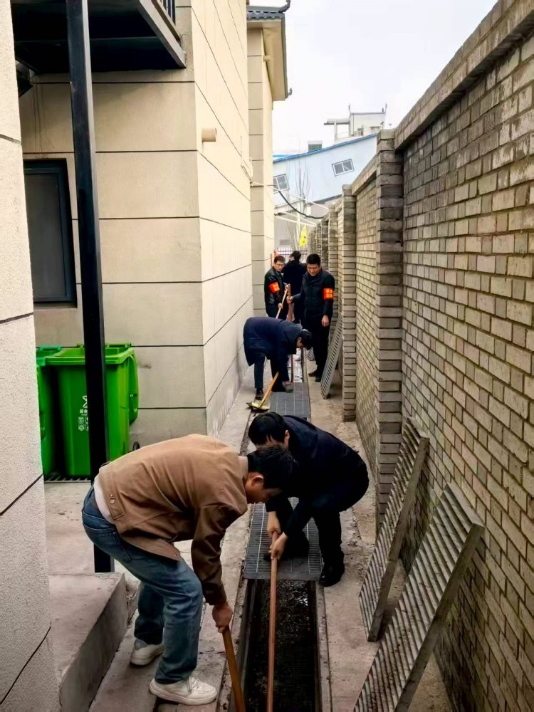 陜煤建設煤礦運營服務分公司：學雷鋒 做志愿 踐初心 共奮進