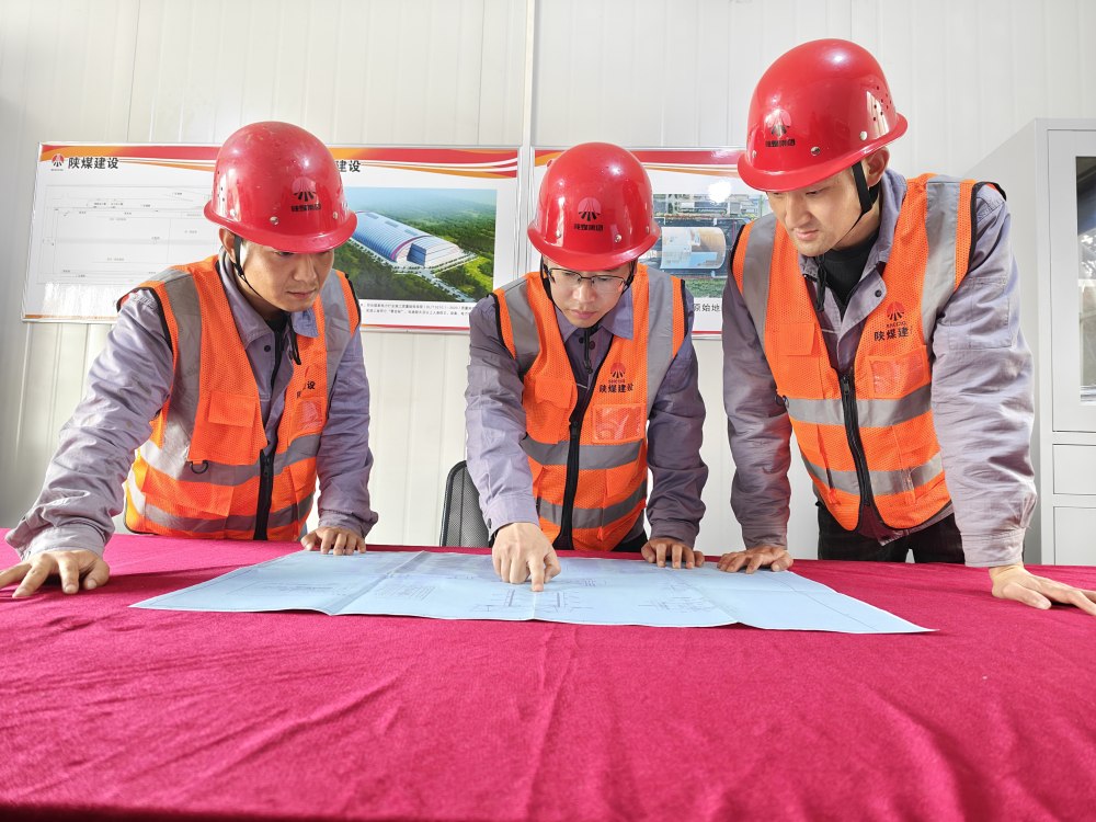 爭分奪秒戰(zhàn)雨季 實干擔(dān)當(dāng)筑根基